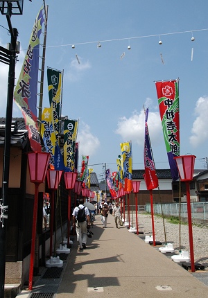 初日を迎えた永楽館柿落大歌舞伎