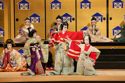 平成28年の発表会『寿曽我対面』より　（C）伝統歌舞伎保存会