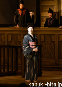 『滝の白糸』 手前:中村壱太郎/奥左:尾上松也 歌舞伎座「三月大歌舞伎」初日開幕