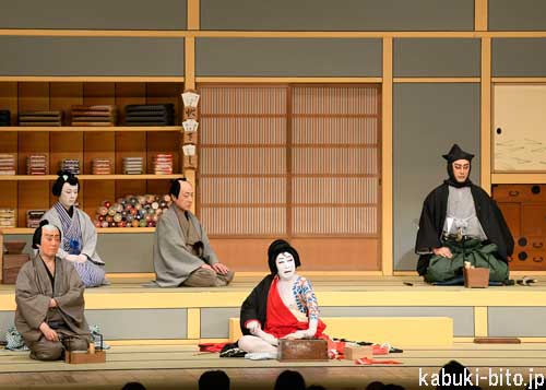 『弁天娘女男白浪』 左より、市川左團次、中村種之助、市川團蔵、尾上菊五郎、市川海老蔵 歌舞伎座「團菊祭五月大歌舞伎」初日開幕