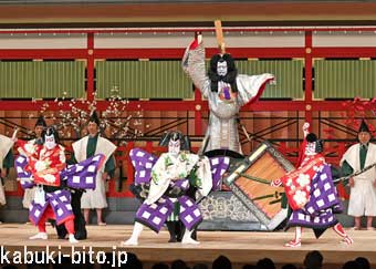 『車引』 左より、中村扇雀、中村又五郎、坂東彌十郎、中村鴈治郎 大阪松竹座「七月大歌舞伎」高麗屋襲名の賑わい