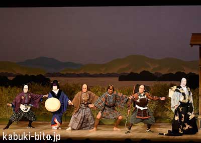『出世太閤記』 左より、坂東亀蔵、中村雀右衛門、市川右團次、市川九團次、片岡市蔵、市川海老蔵 歌舞伎座「七月大歌舞伎」初日開幕