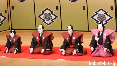 大阪松竹座「十月大歌舞伎」襲名披露の賑わい