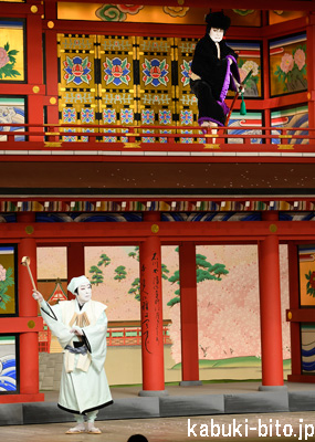 『楼門五三桐』 左より、尾上菊五郎、中村吉右衛門 歌舞伎座「吉例顔見世大歌舞伎」初日開幕