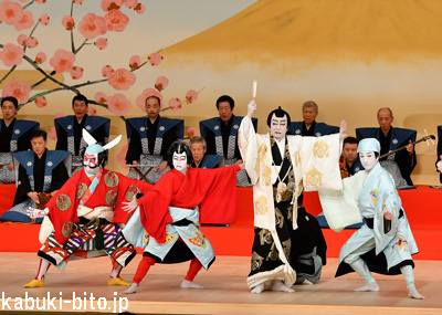『當年祝春駒』 左より、中村又五郎、尾上左近、中村梅玉、中村錦之助 歌舞伎座「二月大歌舞伎」初日開幕