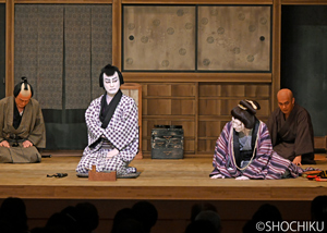『東海道四谷怪談』左より 片岡愛之助、中村七之助 「九月花形歌舞伎」が南座で開幕