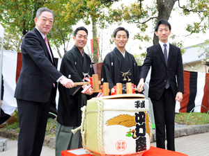 「平成中村座発祥の地記念碑」と「勘三郎の鼠小僧」除幕式