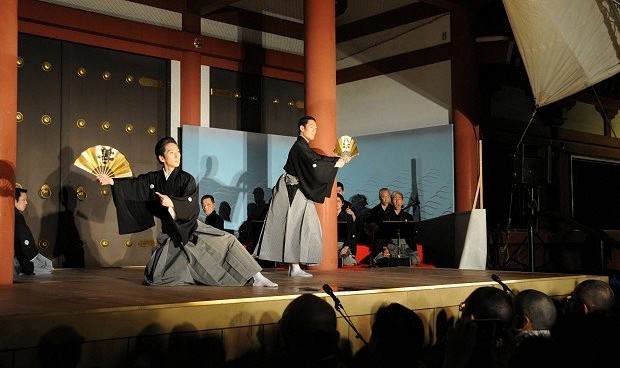 勘九郎、七之助が浅草三社祭斎行700年祭奉納舞踊「清元三社祭」を披露しました