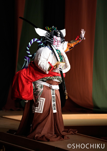 『暫』市川海老蔵 歌舞伎座「團菊祭五月大歌舞伎」初日開幕