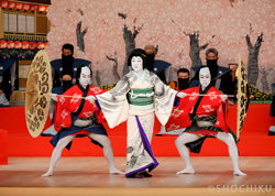 『女伊達』左より、中村種之助、中村時蔵、中村萬太郎 歌舞伎座「九月大歌舞伎」初日開幕