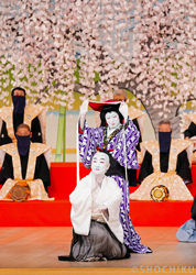 『喜撰』前方:中村芝翫/後方:片岡孝太郎 歌舞伎座「十月大歌舞伎」初日開幕