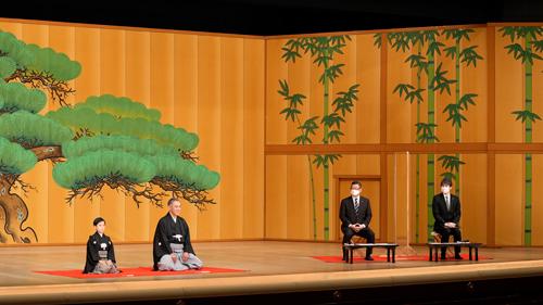 海老蔵、十三代目市川團十郎白猿襲名披露演目を発表｜歌舞伎美人