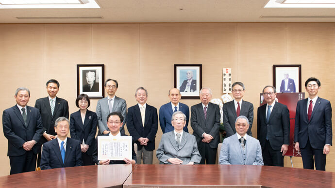 『荒川十太夫』が大谷竹次郎賞受賞