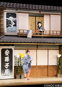 『一本刀土俵入』左より、松本幸四郎、中村雀右衛門 歌舞伎座「秀山祭九月大歌舞伎」初日開幕