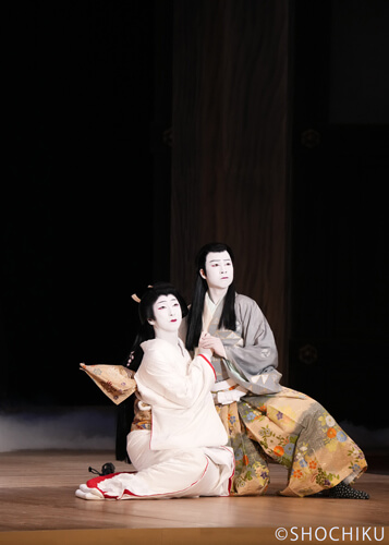『天守物語』左より、中村七之助、中村虎之介 玉三郎演出『天守物語』、12月歌舞伎座で上演決定