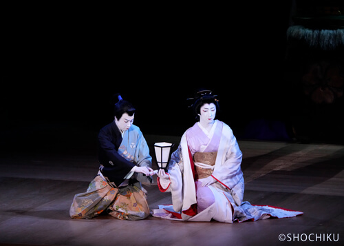 『天守物語』左より、中村虎之介、中村七之助 玉三郎演出『天守物語』、12月歌舞伎座で上演決定