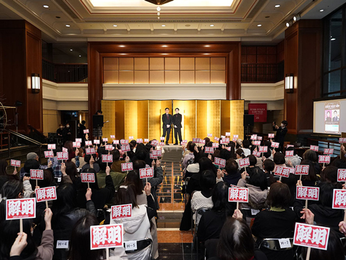 幸四郎、染五郎が博多座でトークイベントに登場