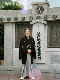 平成17年「江戸歌舞伎発祥之地」記念碑リニューアル除幕式 十八世中村勘三郎(当時 勘九郎) 勘九郎、勘太郎が語る、歌舞伎座「猿若祭二月大歌舞伎」