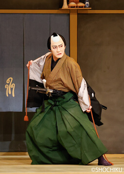 博多座「六月博多座大歌舞伎」初日の賑わい