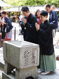 南座「吉例顔見世興行」八代目菊五郎、菊之助が音羽の瀧へ