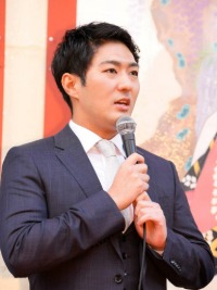 「新春浅草歌舞伎」の賑わい