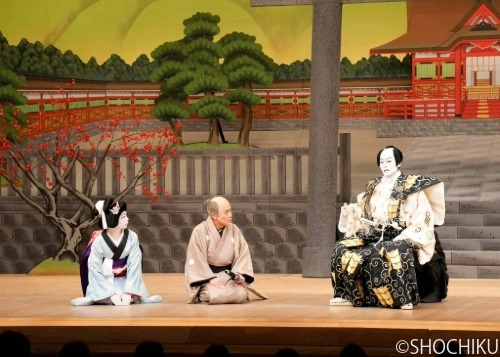 「新春浅草歌舞伎」の賑わい