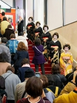 浅草総見で華やぐ「新春浅草歌舞伎」