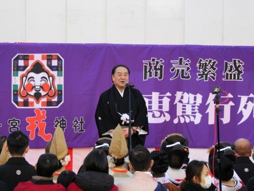 鴈治郎が「宝恵駕行列」に登場