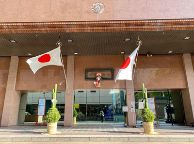 新橋演舞場「初春海老蔵歌舞伎」初日の賑わい 新橋演舞場「初春海老蔵歌舞伎」初日の賑わい