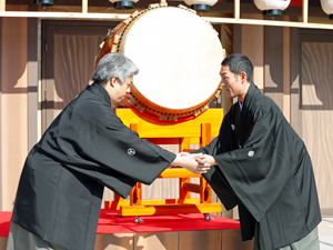 「平成中村座 小倉城公演」九州で初の一番太鼓