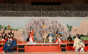 『醍醐の花見』左より、中村勘九郎、中村福助、中村梅玉、中村魁春、中村芝翫、中村七之助 歌舞伎座「壽 初春大歌舞伎」初日開幕
