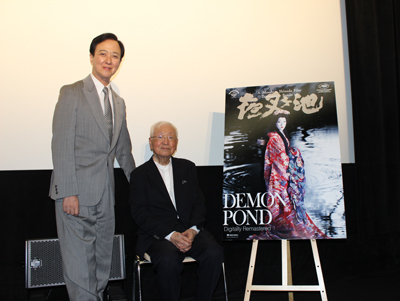 玉三郎が映画『夜叉ヶ池 4Kデジタルリマスター版』初日舞台挨拶に登場