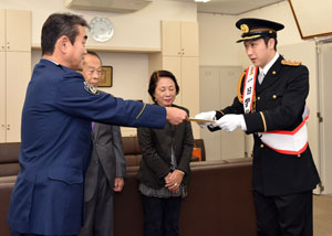 松也が一日警察署長に就任