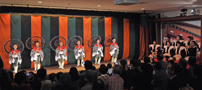 こども歌舞伎スクール「寺子屋」平成二十七年度修了発表会