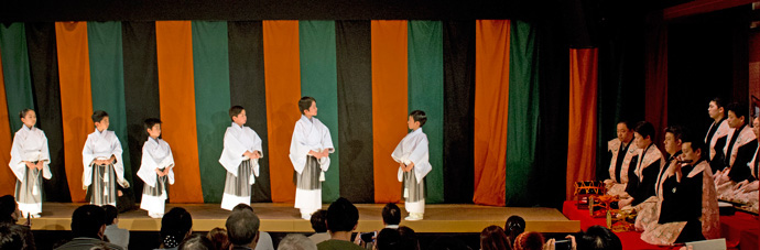 こども歌舞伎スクール「寺子屋」平成二十八年度修了発表会『京鹿子娘道成寺』より