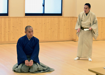 左より、市川海老蔵、市川右團次 新橋演舞場『日本むかし話』出演者の意気込み