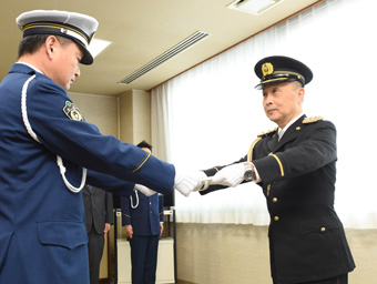 雀右衛門が琴平町で一日警察署長に就任