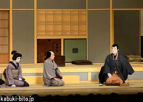 『河内山』 左より、中村魁春、中村歌六、中村吉右衛門 歌舞伎座「秀山祭九月大歌舞伎」初日開幕